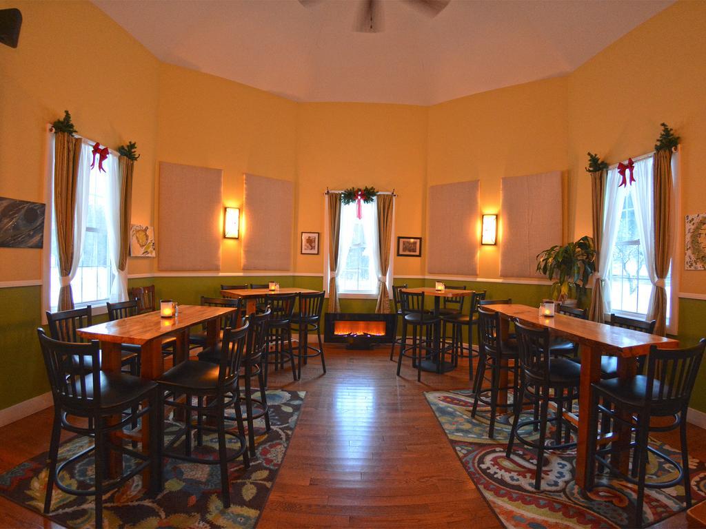 Hyde Away Inn Waitsfield ภายนอก รูปภาพ